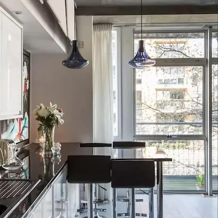Canal-Side Apartment In Shoreditch London Exterior photo